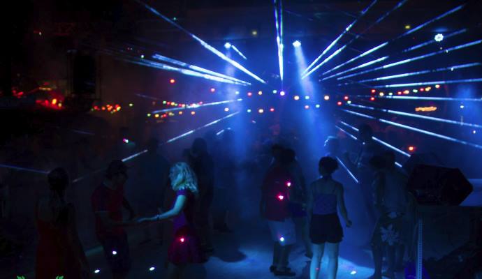 Curacao's Nightlife - Bars Dancings
