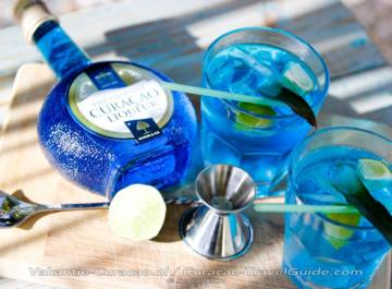 Liqueur Blue Curacao
